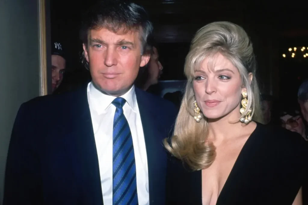 瑪拉・梅普爾斯